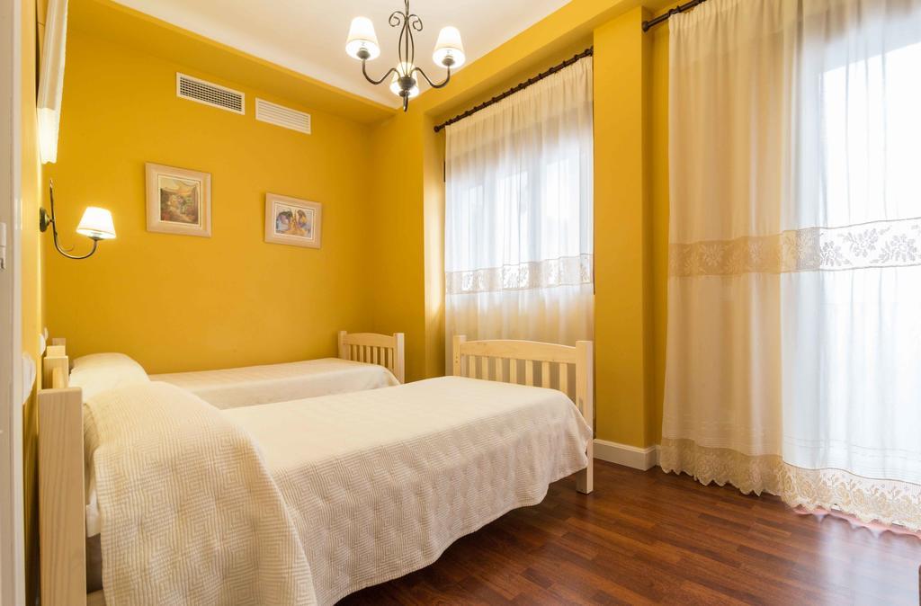 Apartamentos Salmerones Алхама де Гранада Стая снимка