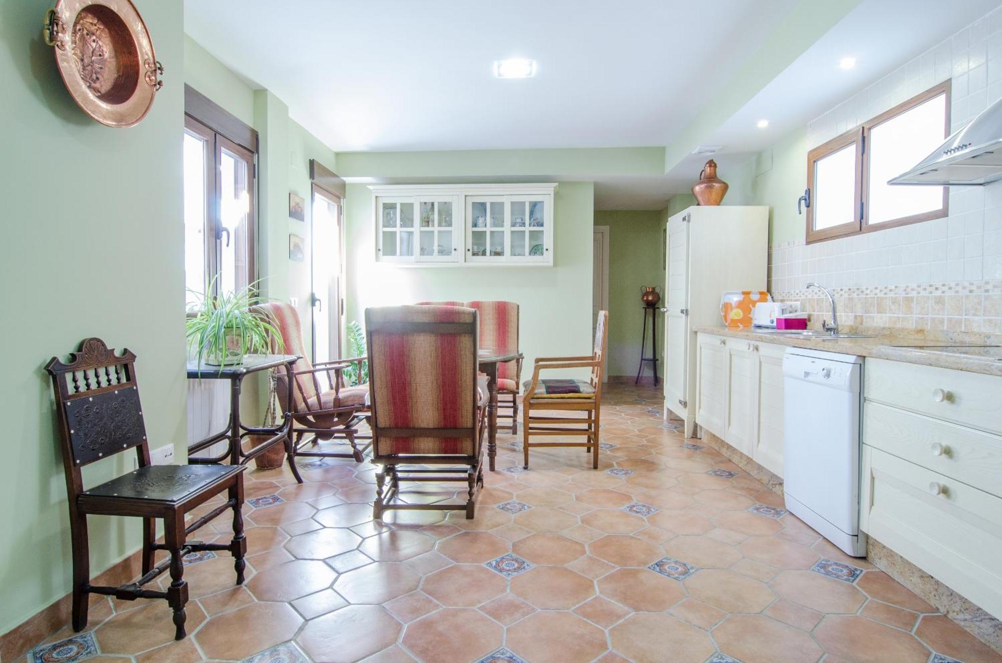 Apartamentos Salmerones Алхама де Гранада Стая снимка