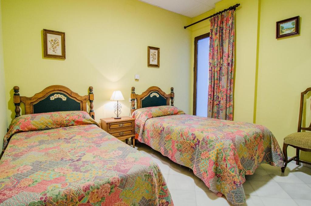 Apartamentos Salmerones Алхама де Гранада Стая снимка